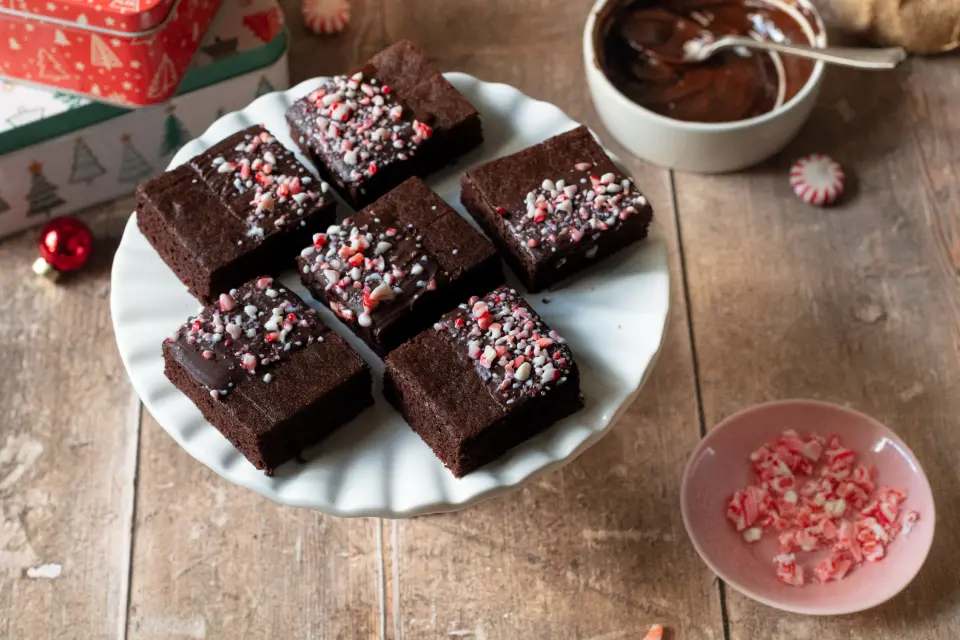 Chocolate Peppermint Cookie Bars