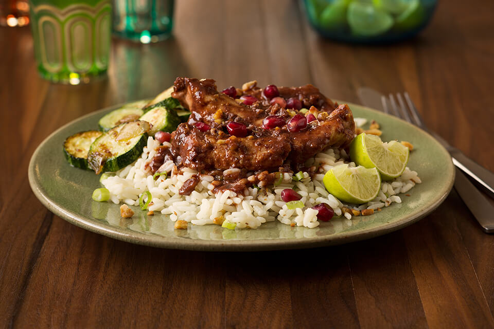 Chicken with Pomegranate and Walnut Sauce