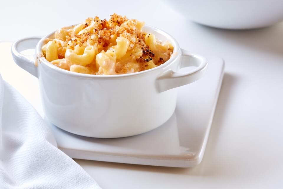 Classic Mac & Cheese with Butter Crunch Topping